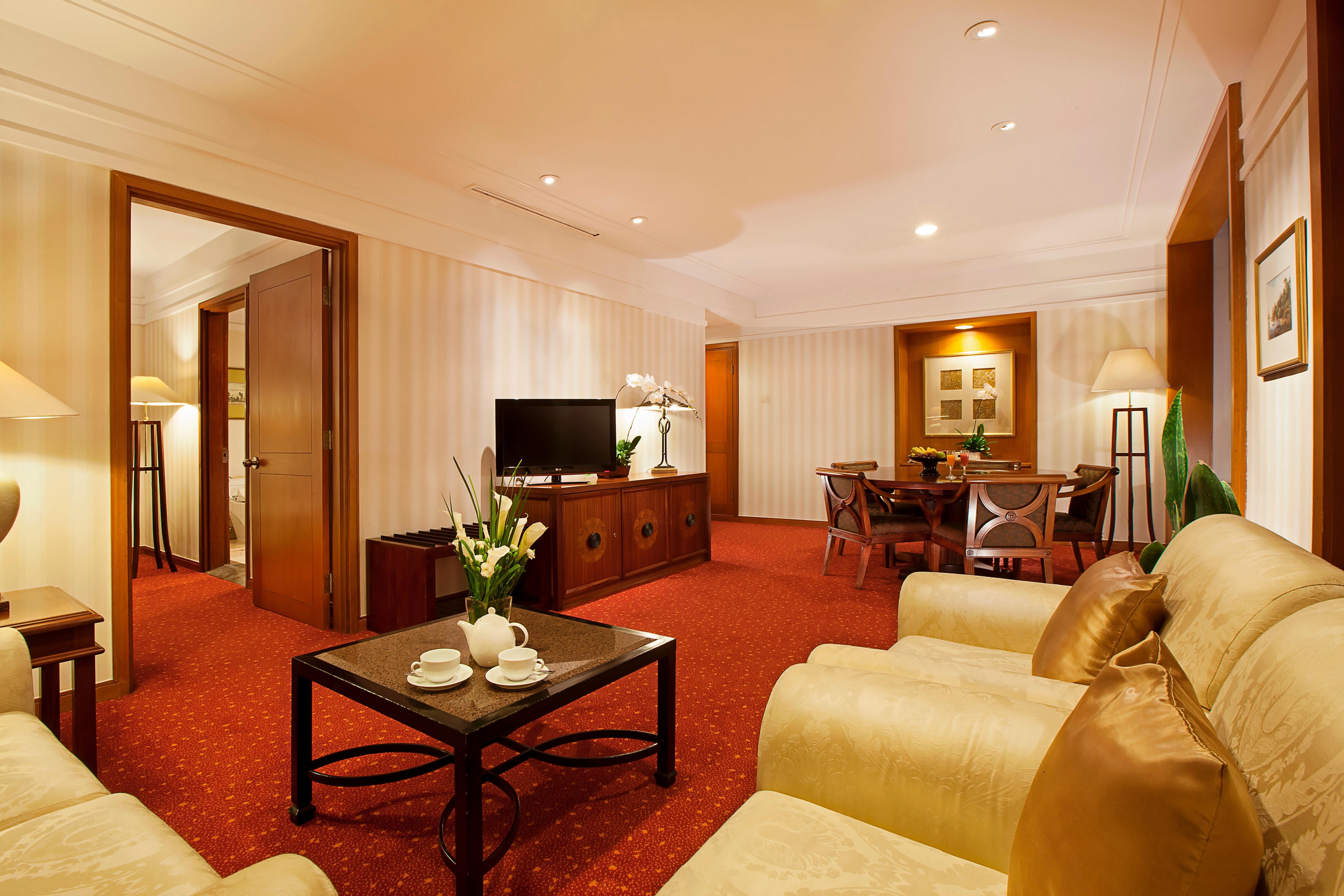 Redtop Hotel & Convention Center Jakarta Exterior photo